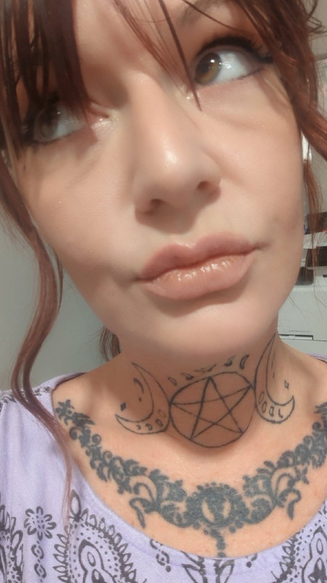 XxSkinderellaxX tweet media