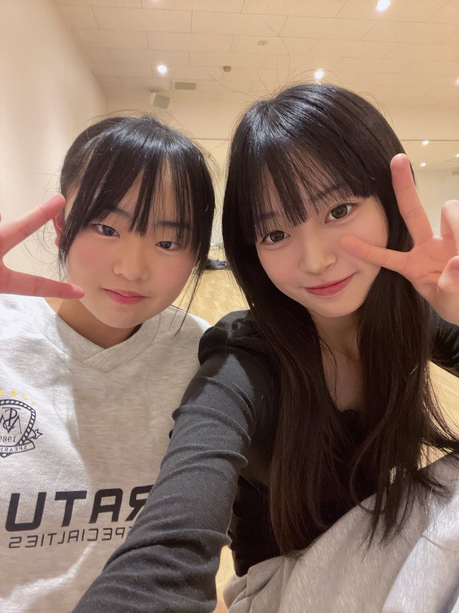 改めまして誕生日おめでとう🎉な２人😊
毎日を楽しく笑顔いっぱいで過ごしてね😊
#吉池千晴 
#新田未桜 
#誕生日おめでとう