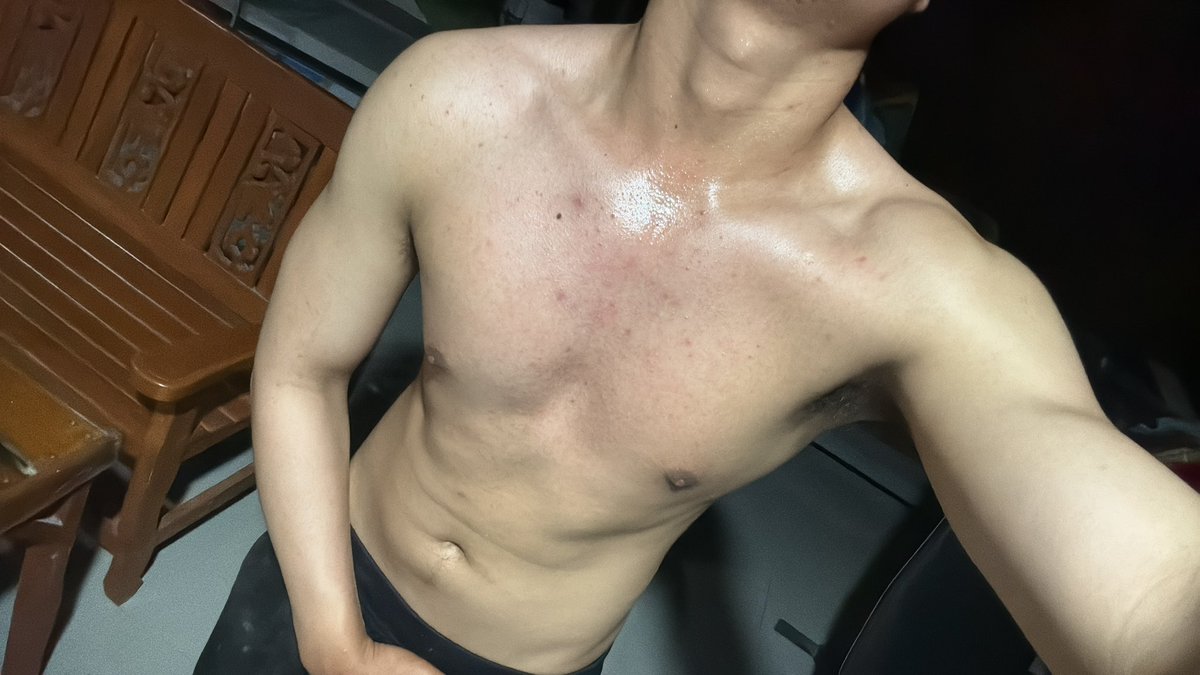 เบน tweet media