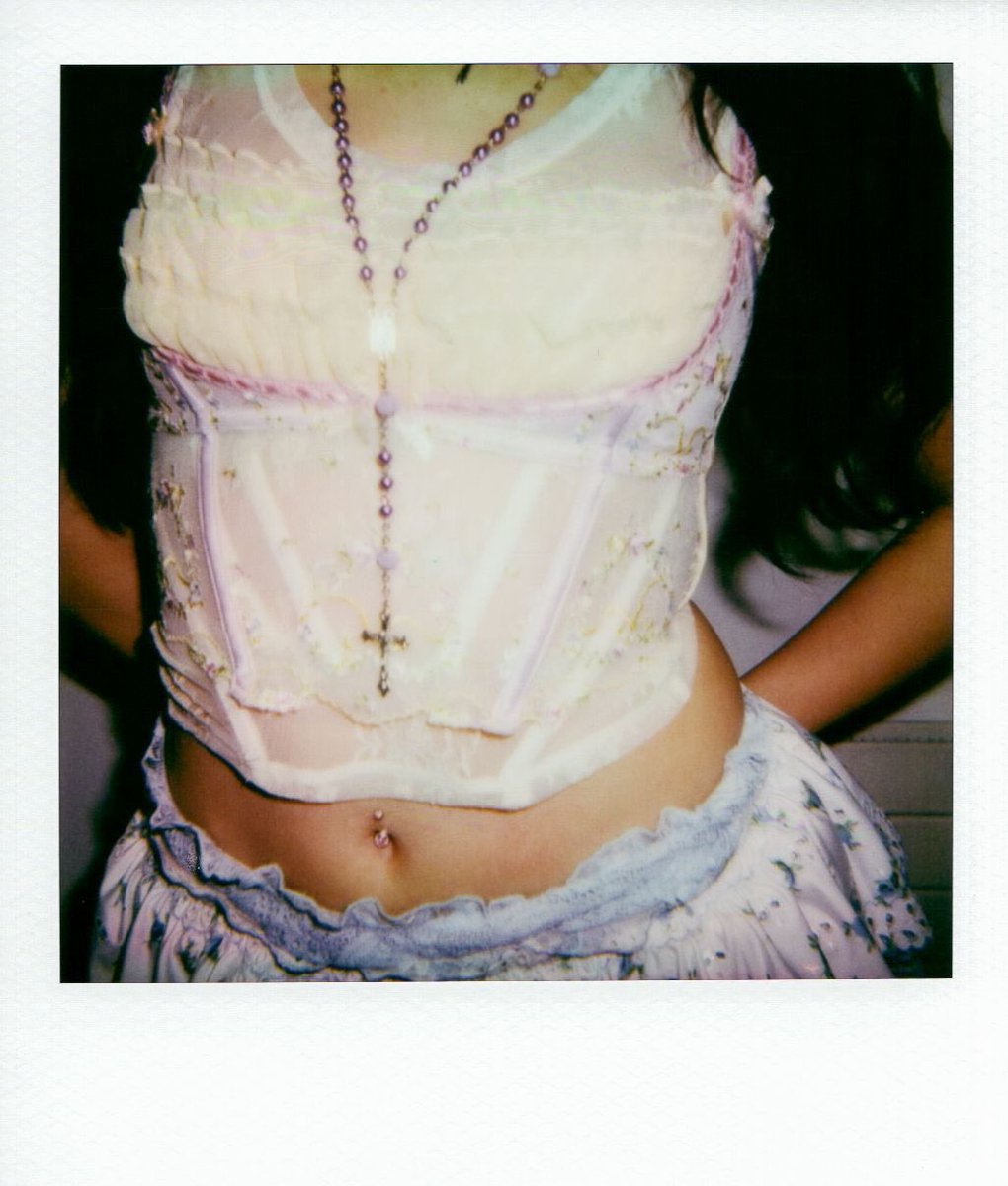 💐 alessihq 💐 tweet media