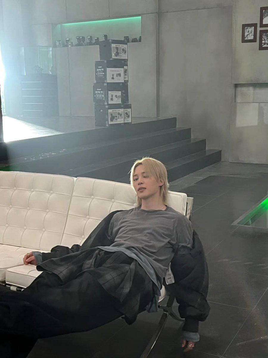 jimin updates¹³ tweet media