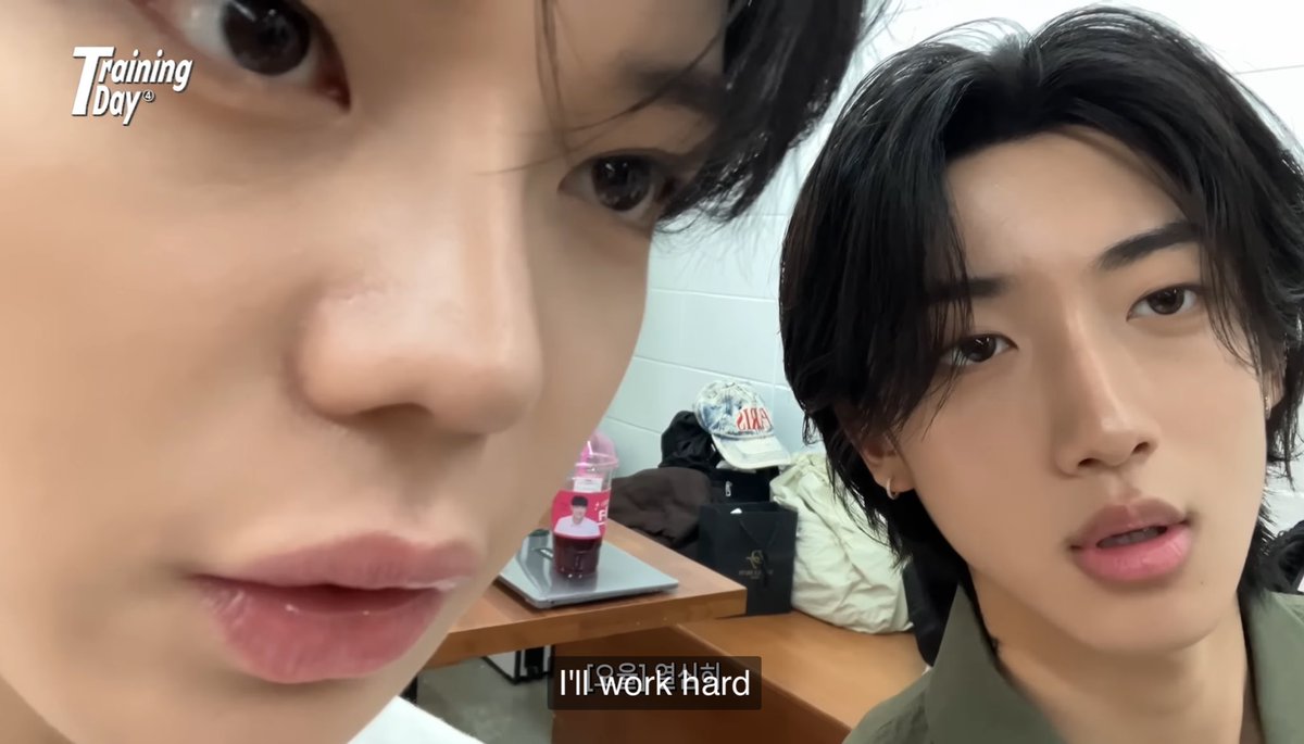 nana 🐈‍⬛ tweet media