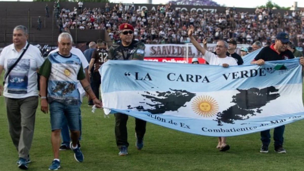 RinconCalamar's tweet image. 🩵🤍🩵🤍

#MalvinasArgentinas #Heroes