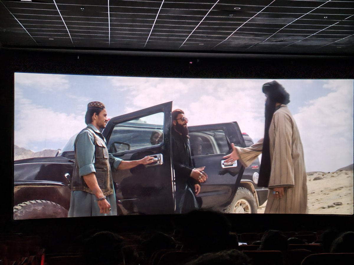 Mahi0154's tweet photo. Dhurandhar has surely changed one genre of cinema 

Arijit's last assignment of bollywood Phir Se is❣️
Sashwat Sachdev has made a place for himself by some classic cults
#Dhurandhar2‌TheRevenge 
#Dhurandhar https://t.co/AxTxTGk8tZ