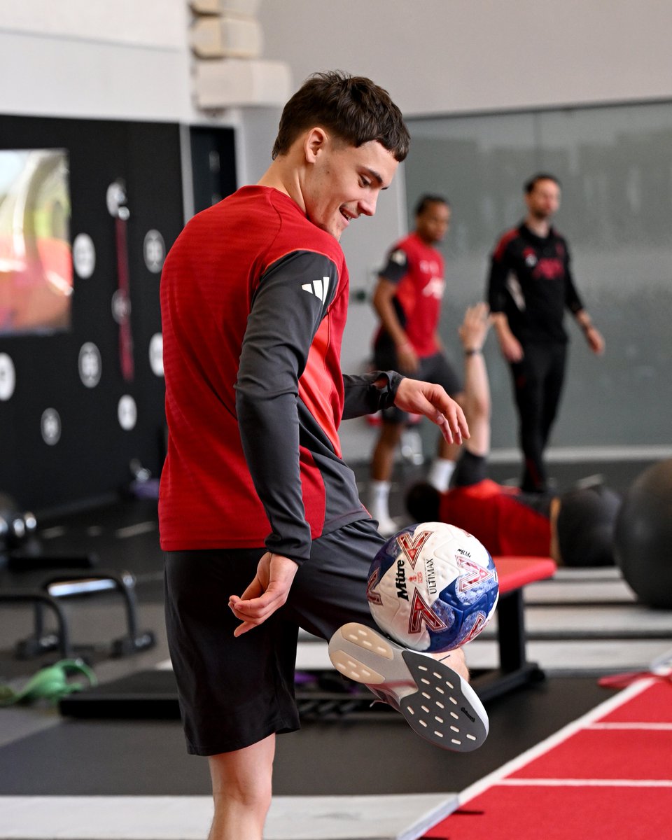 Liverpool FC tweet media