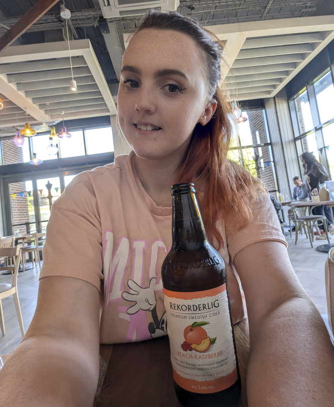 CosyLife_'s tweet photo. Looking forward to a few more of these over the Easter weekend. Cheers! https://t.co/vALHD6TNfC
