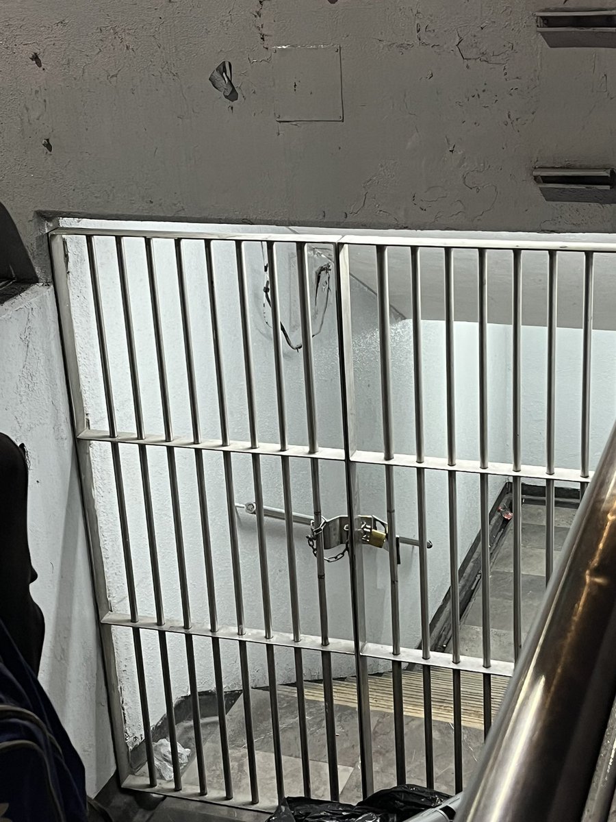 DrK ShDw tweet media