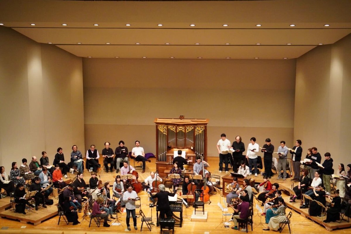 bach_collegium's tweet image. ◤バッハ・コレギウム・ジャパン 第172回定期演奏会受難節コンサート2026《マタイ受難曲》◢

いよいよ明日より、BCJの新シーズンが幕開いたします🌟
サントリーホールに響く、バッハの《マタイ受難曲》。ぜひ会場でご体感ください。

【公演情報】
聖金曜日公演
🗓️2026年4月3日（聖金曜日）18:30開演