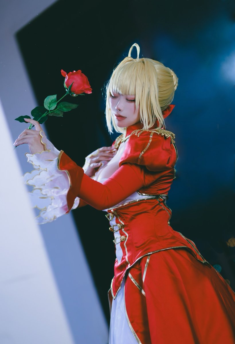 ❁⃘cosplay. 
Fate/GrandOrder  _ ネロ・クラウディウス 🌹

共に勝利を！

p.<a href="/viperGTS/">VIPER（バイパー）</a>