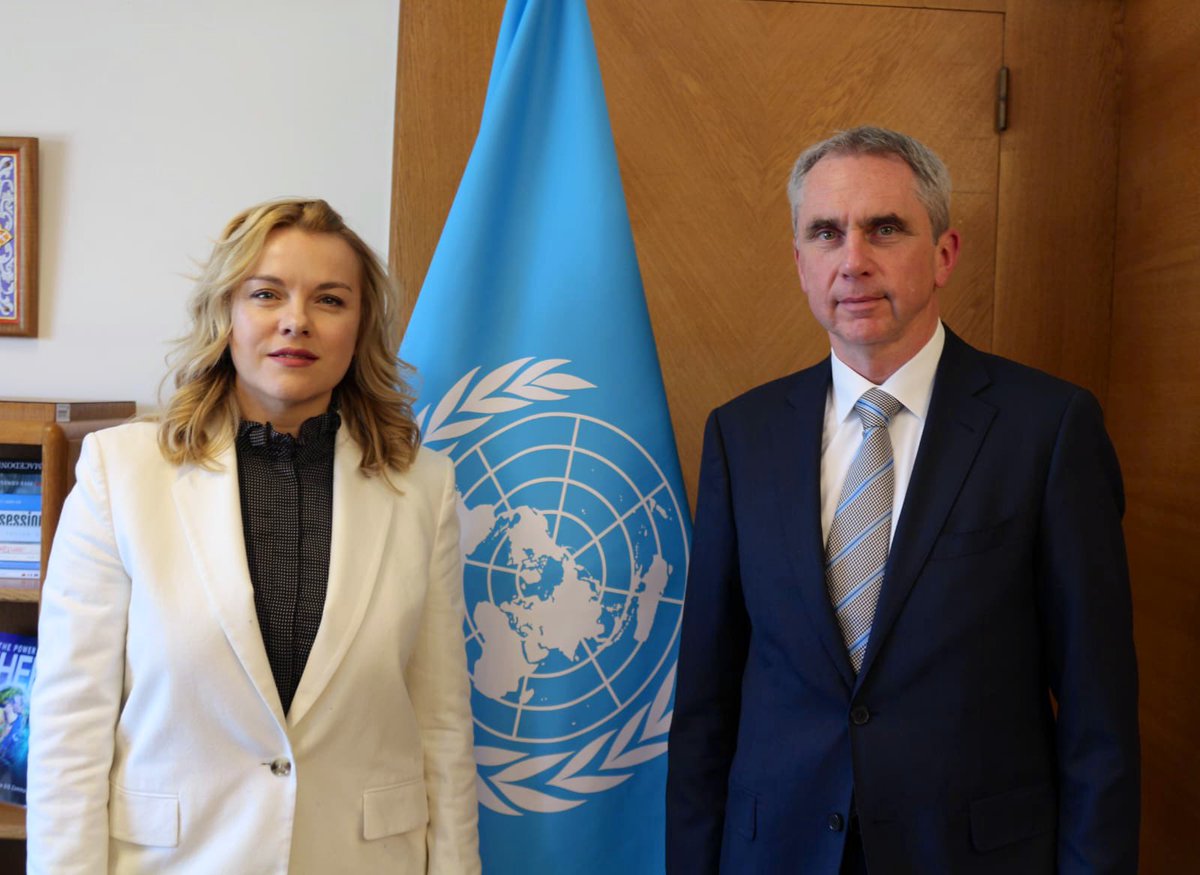 Tatiana MOLCEAN tweet media