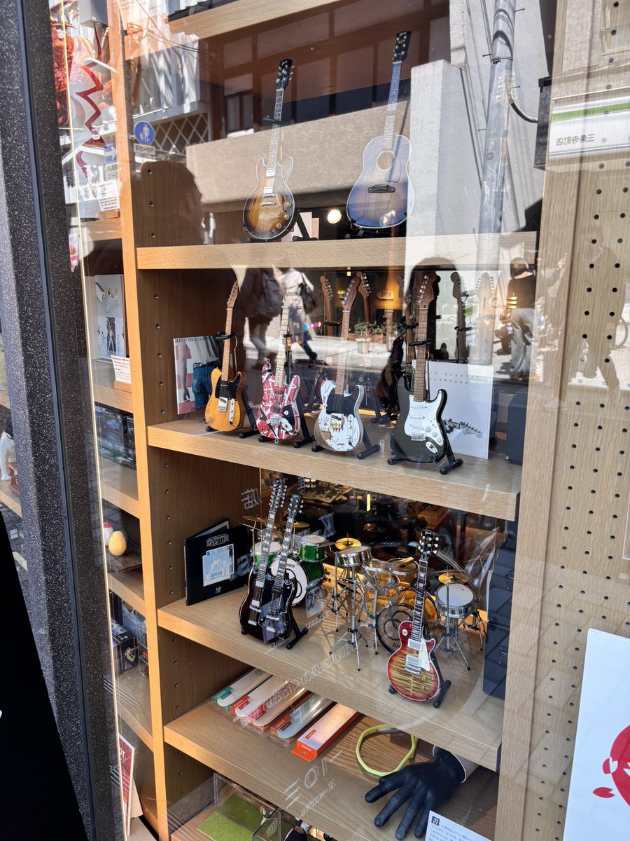 _sharp_song's tweet photo. 気になるモノや、なんか良いなー。と感じる物が、たくさんありました。お散歩は楽しい(ˊᵕˋ) https://t.co/nrydMhWFLJ