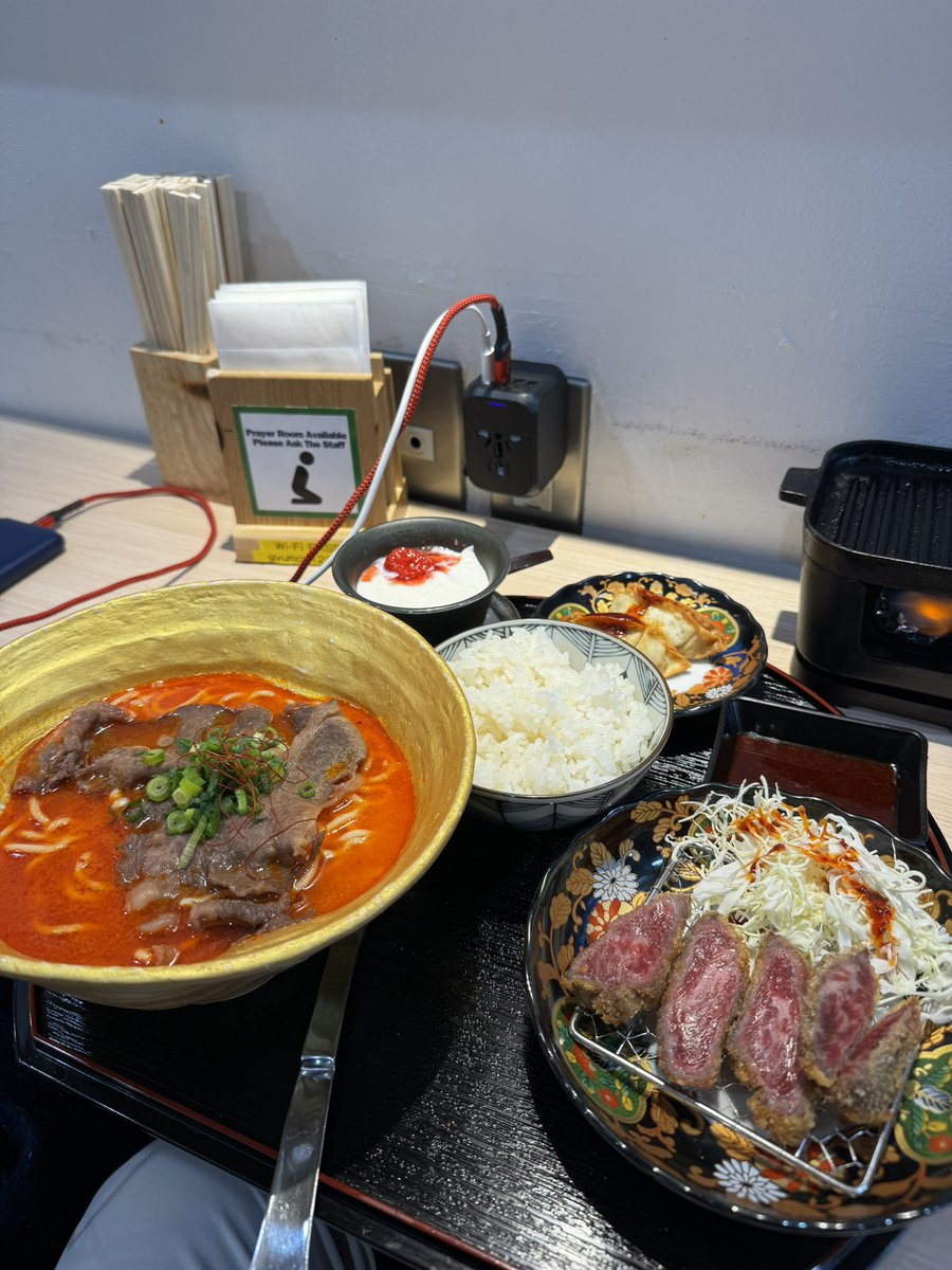 يوسف tweet media