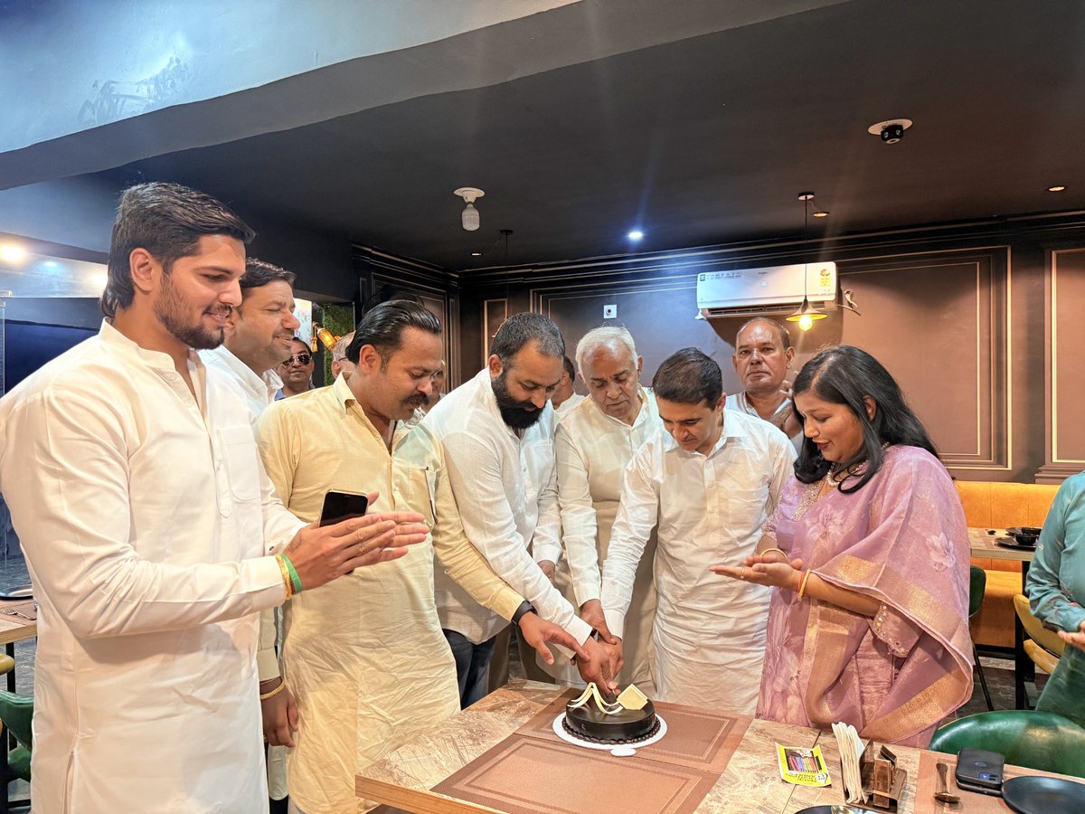 Gaurav Sampat Singh tweet media