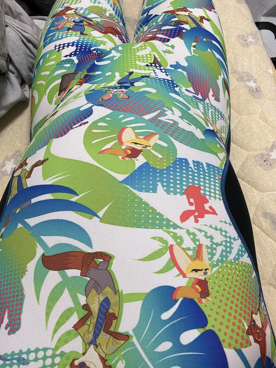 spkyosui's tweet photo. こんばんは♪おニューの水着買いました！可愛いとか似合���てるとか言ってくれると嬉しいです😊 https://t.co/uOqjKPBjfe