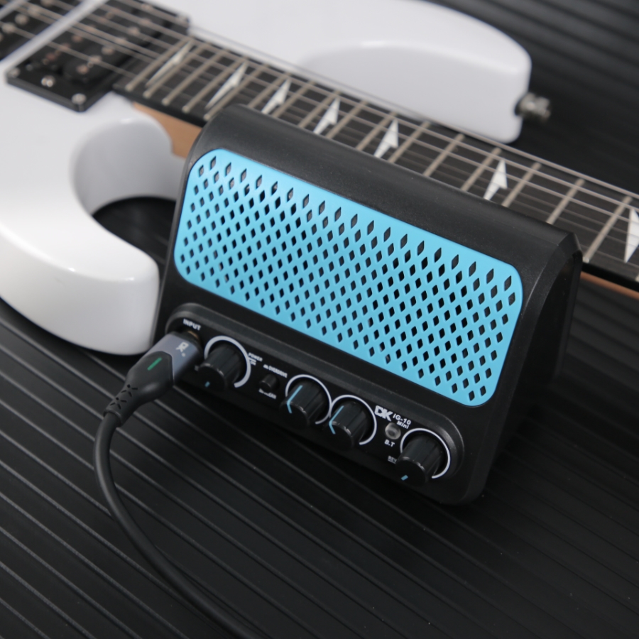 krunnercampinas's tweet photo. Procurando uma solução para tocar sua guitarra sem depender de tomadas?

O DK iG-10D Mini entrega potência em um design ultra compacto que cabe na sua mochila.

Garanta o seu na Krunner. Disponível em
https://t.co/UtSrJsGYM5

#guitarplayer #guitarrista https://t.co/B7XTS8l1Ii