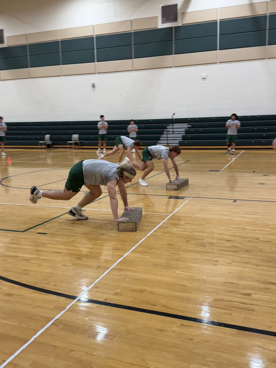 River Bluff Football tweet media