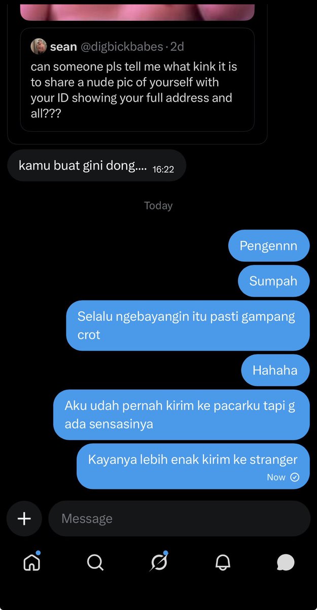 Kirim naked ke orang yang deket itu g ada sensasinya daripada ke orang yg belum deket. Kenapa ya?
