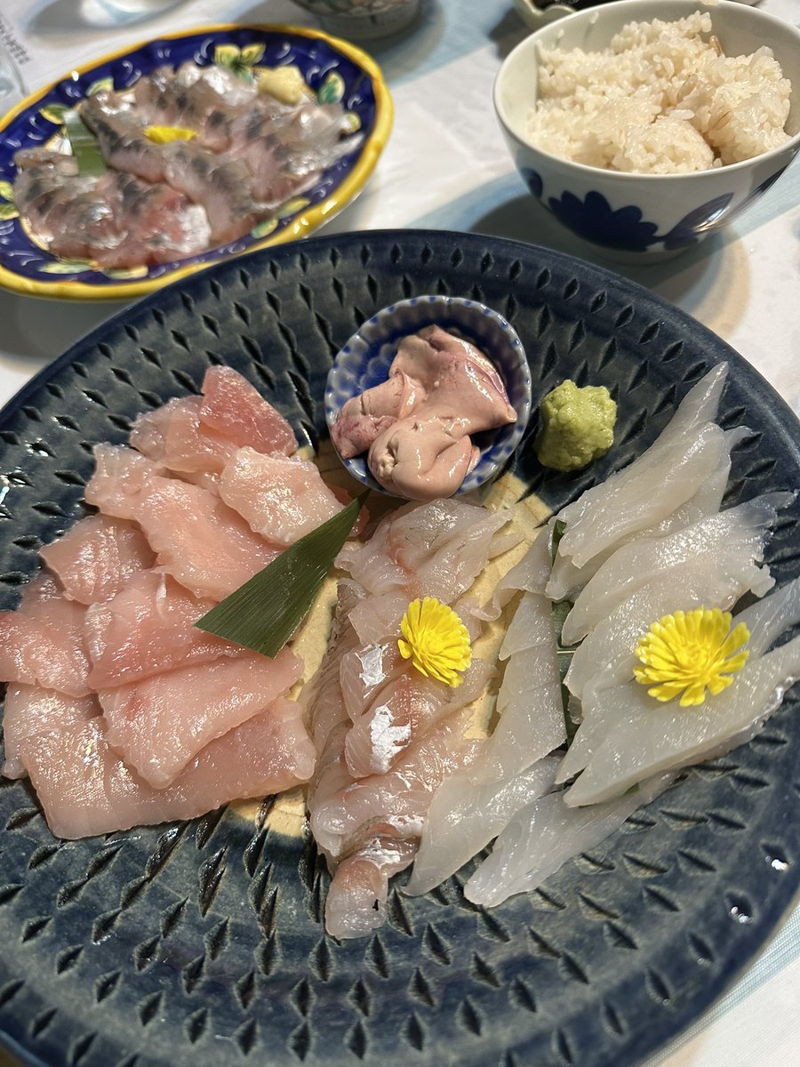 hiro9ii9's tweet photo. 今日は脚と背中トレでした🔥

最近は、やたらとお刺身にハマってます🐠

#筋トレ
#バルクアップ
#格闘技
#フィジーク https://t.co/hlYu8qn7rW