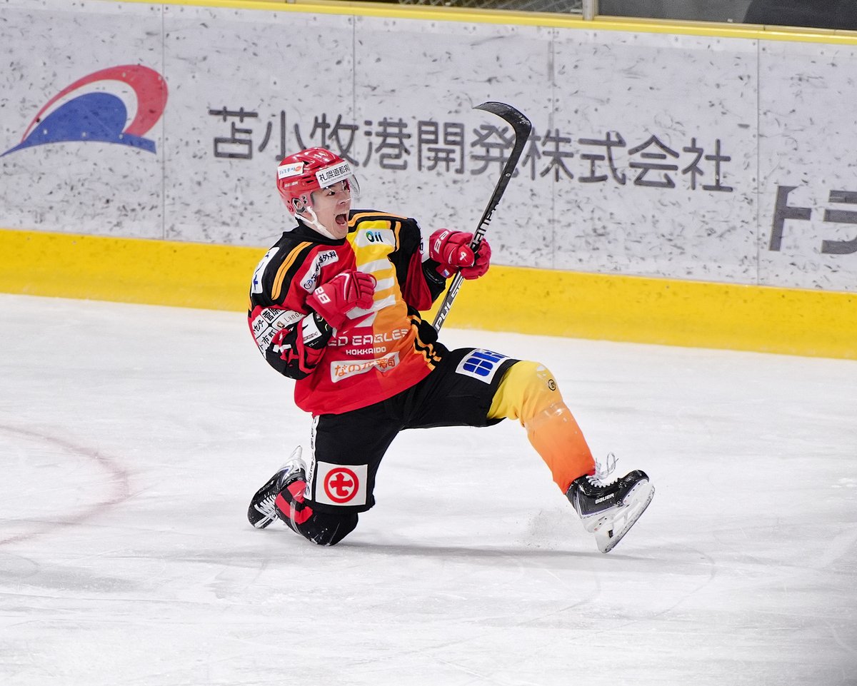 IceHockeyStream.NET tweet media