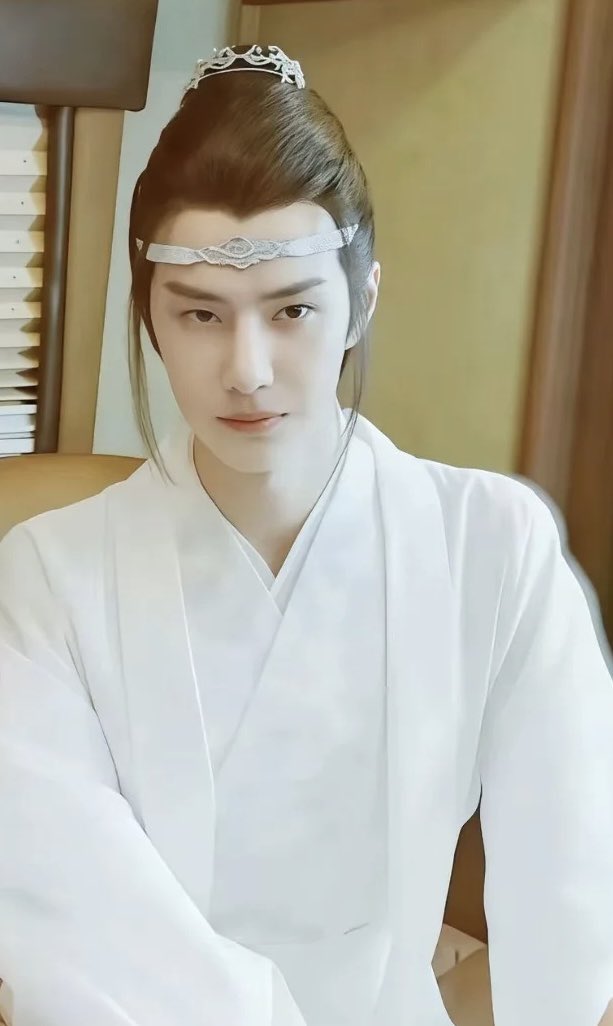 Ena •YIBO 👑 tweet media