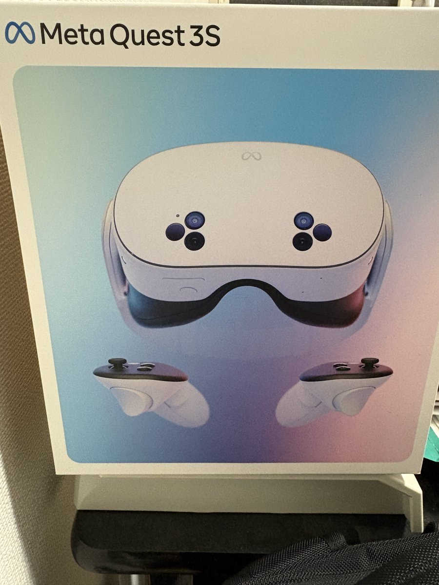 あこうど tweet media