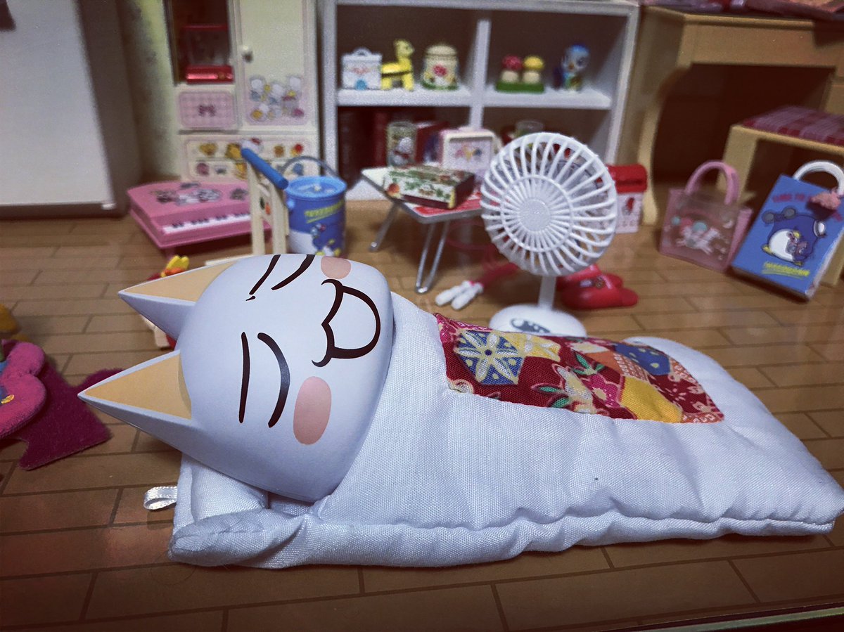 昔インスタに載せてたぷちサンプルとリボルテックのトロ🐱

今はもう手元にないんですがなかなかいい写真撮ってたなと思いました🤭
こんなにあったのに手放してしまってもったいない💦
また集めたいなぁ。