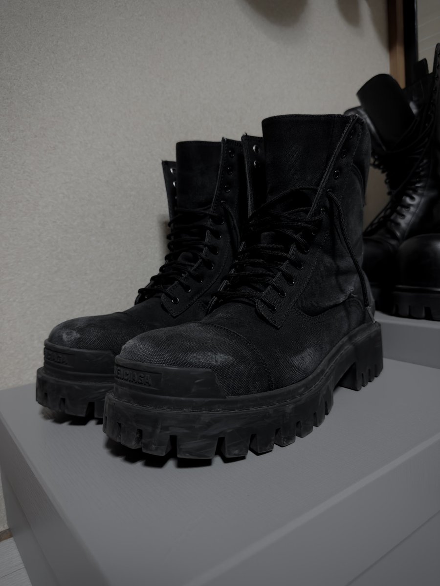 ʙ ᴜ ʀ ᴏ ʜ tweet media