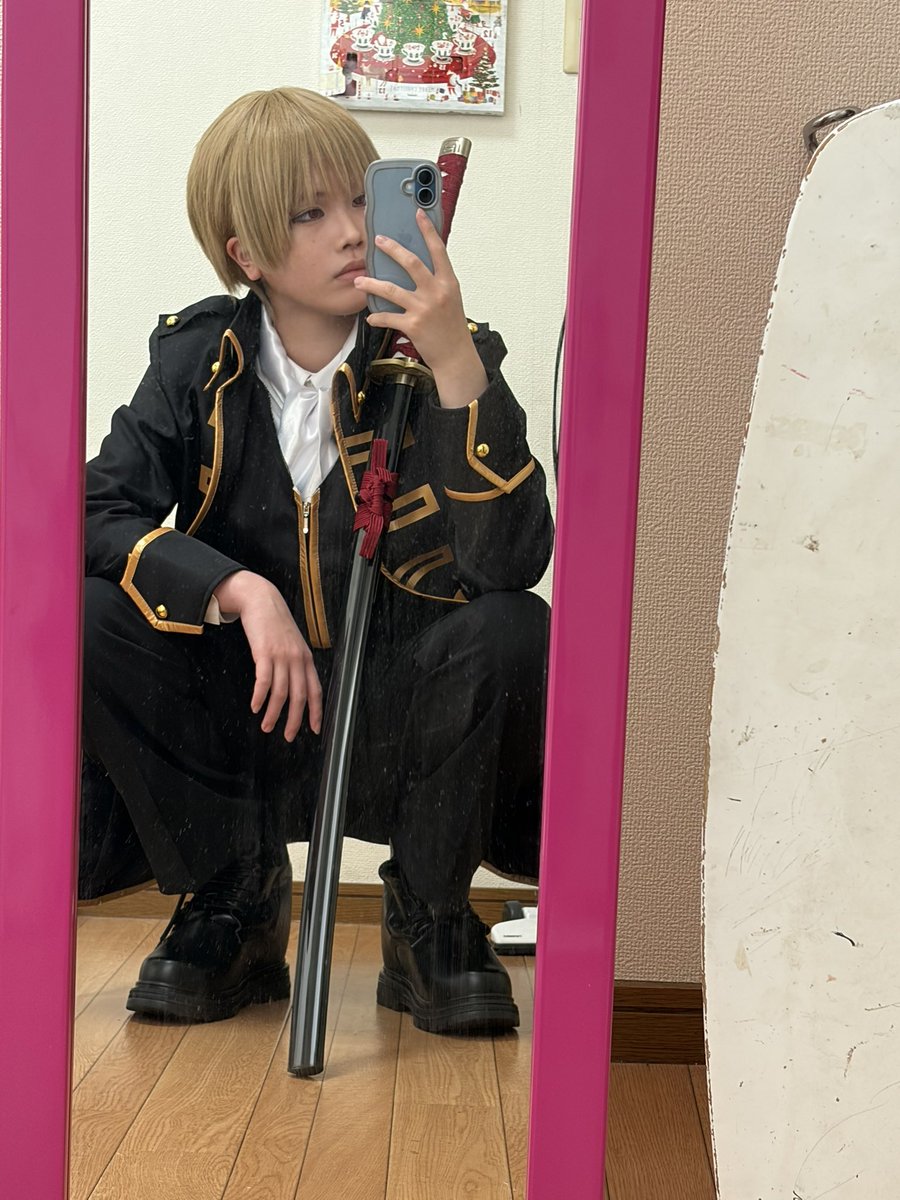imokenpikari's tweet photo. 一年以上ぶりの男装すごくむずい怖い➕無加工なのがもっと怖い。後はHSK TOKYOの17cmブース大天才。 https://t.co/eMhE58wvzo