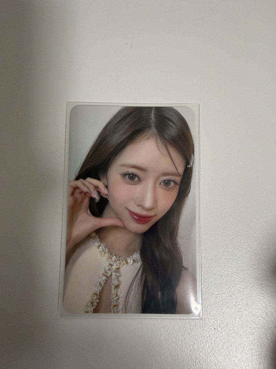 ゆずな tweet media