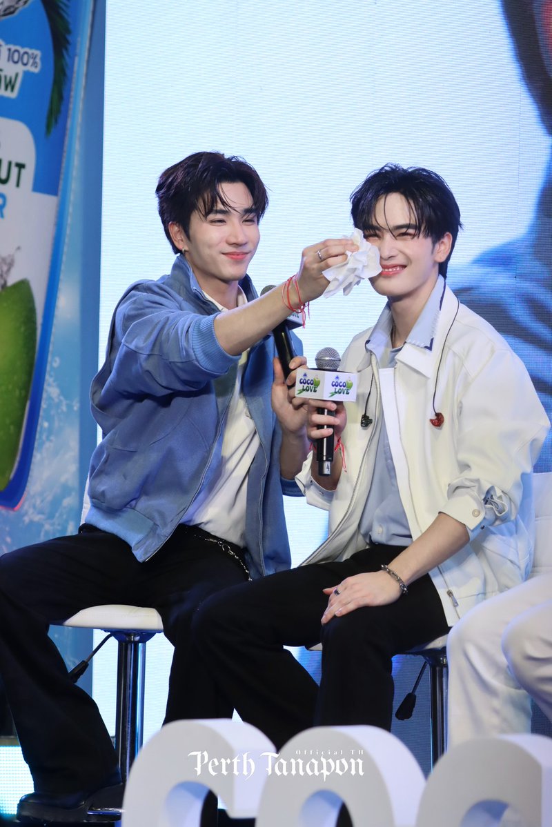 búp nè tweet media