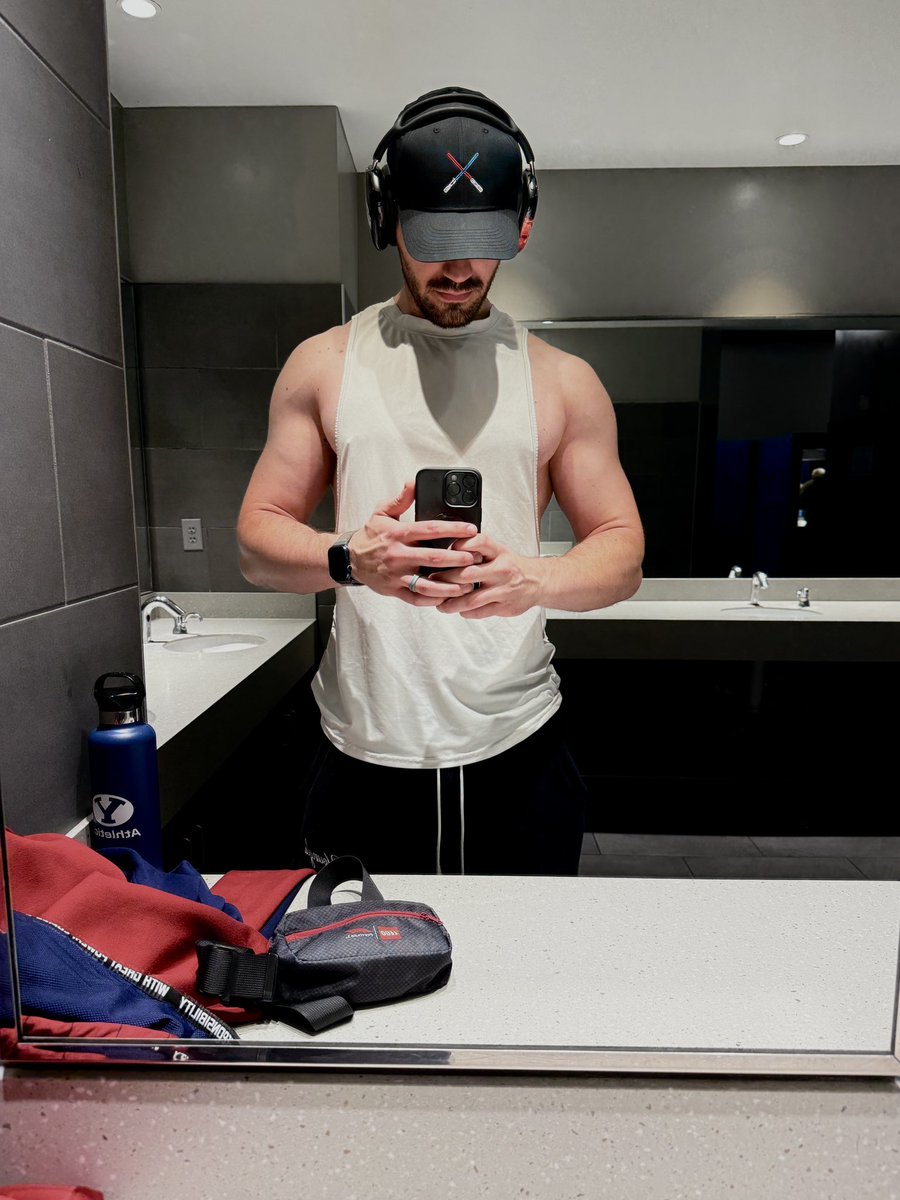 Trying to get that Matt Murdock build 
#daredevil #daredevilbornagain