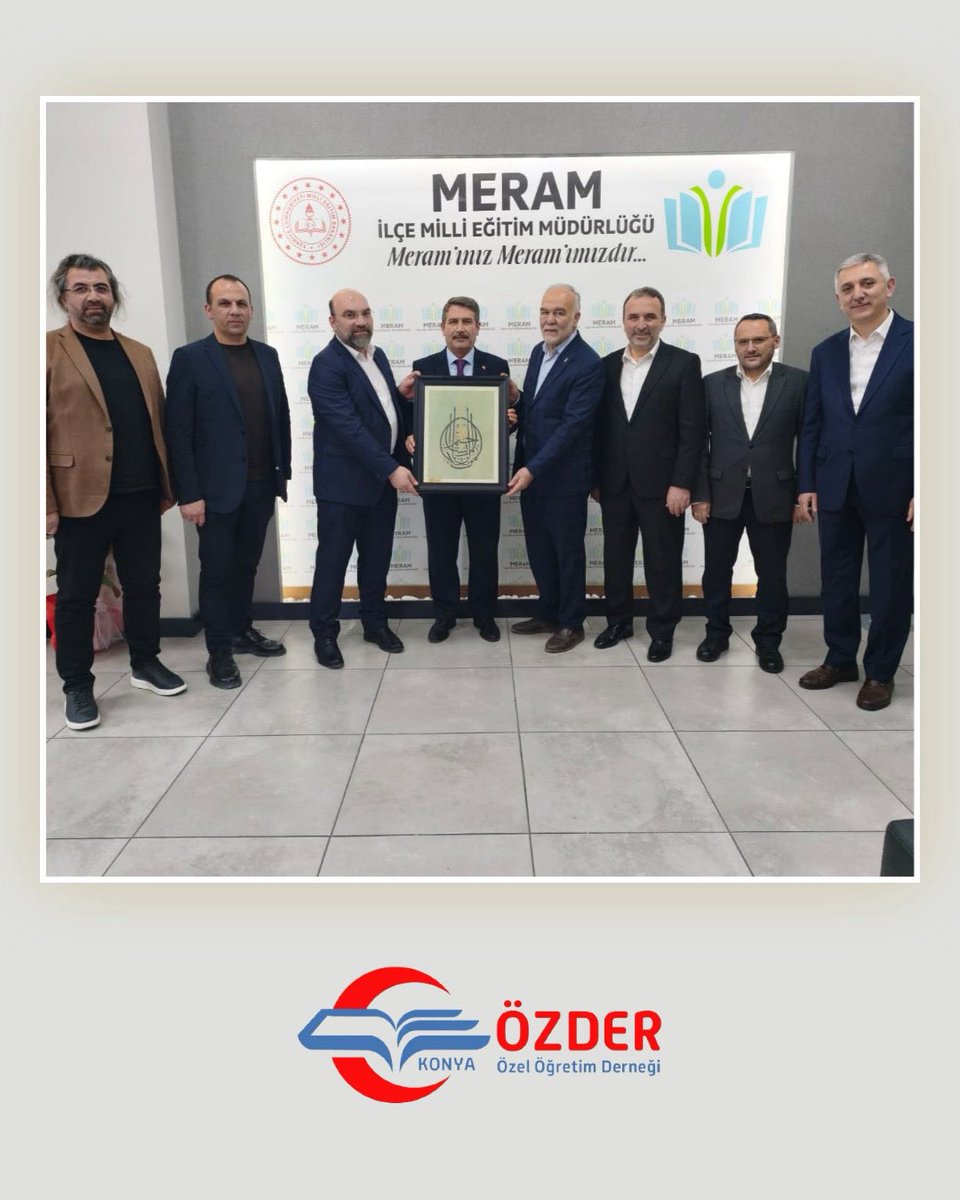 ozderkonya's tweet photo. Konya Özder olarak Meram İlçe Milli Eğitim Müdürlüğü’ne atanan kıymetli Erkan Yakışır hocamıza hayırlı olsun ziyaretinde bulunduk. Nazik kabulleri ve hoş sohbetleri dolayısıyla kendisine teşekkür eder yeni görevinde başarılar dileriz. https://t.co/WH0k6k5IjU