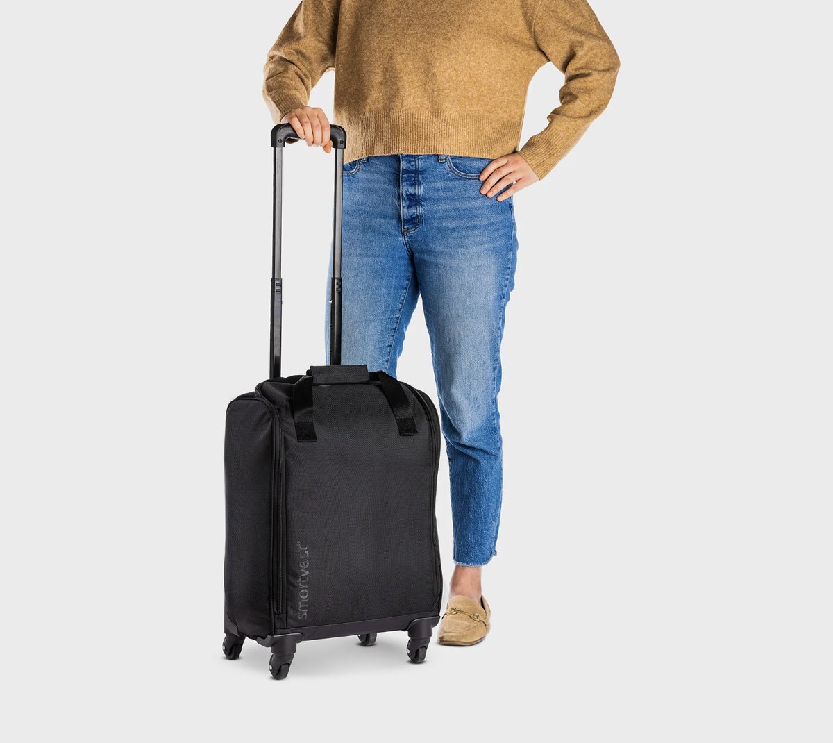 SmartVestSystem's tweet photo. Traveling with respiratory equipment takes planning.

Before trips:
• Confirm power needs
• Pack accessories
• Allow extra time at security
• Stick to your therapy schedule

Routine doesn’t pause just because you’re away from home. https://t.co/AUrfXHioAJ