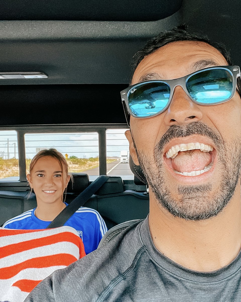 GolGetrSoccer's tweet photo. 🚗 10-hour drives. Almost every weekend.

Some weekends: 2 ⚽ games (Sat/Sun) 

Others: 1 ⚽ game… then drive straight back

No staying. Just play ⚽ and go.

We learned this early: 
Environment matters. ✅ https://t.co/sOgooXBoVx