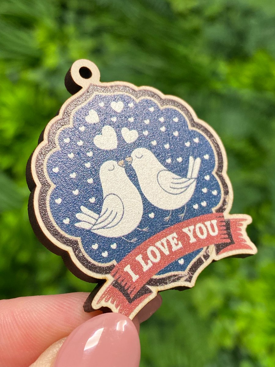 Merch Kind tweet media
