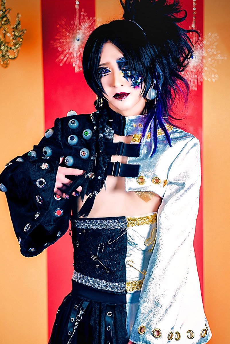 jigsaw_offi's tweet photo. 【NEW MEMBER VISUAL】

Ba.エマ
@Ema_jigsaw 

Dr.シキ
@Shiki_jigsaw https://t.co/AHUKSaTByC
