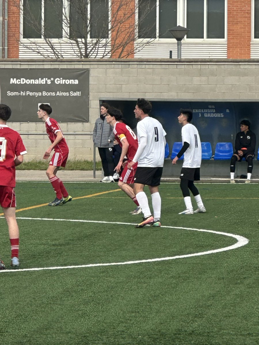 AnthonyPiech's tweet photo. Match 1 – EA vs Liverpool. Tough loss, but the team fought hard against a great club. Proud of the effort, on to the next https://t.co/NXHz5FpVwE