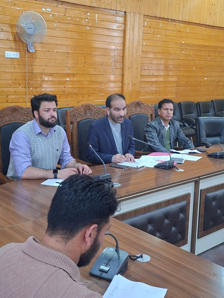 Sub Divisional Magistrate Sumbal tweet media