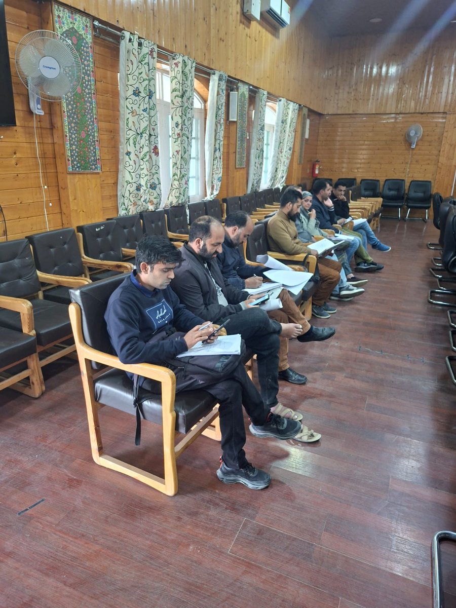 Sub Divisional Magistrate Sumbal tweet media