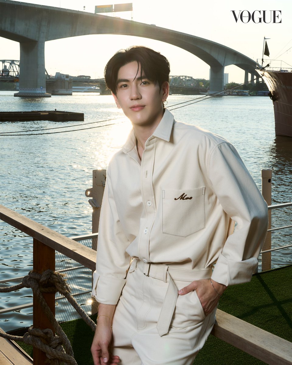 Vogue Thailand tweet media