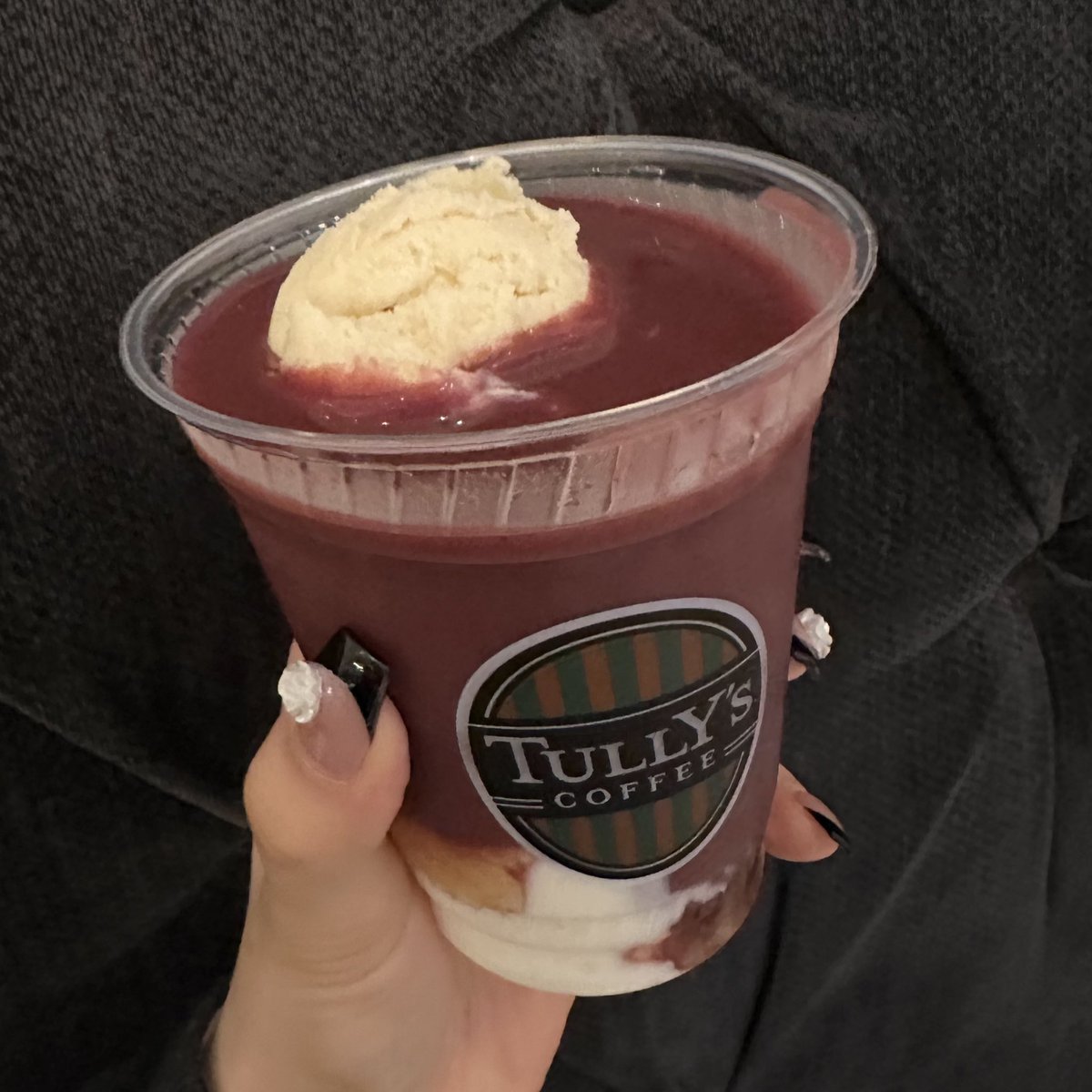 coco🐰 tweet media