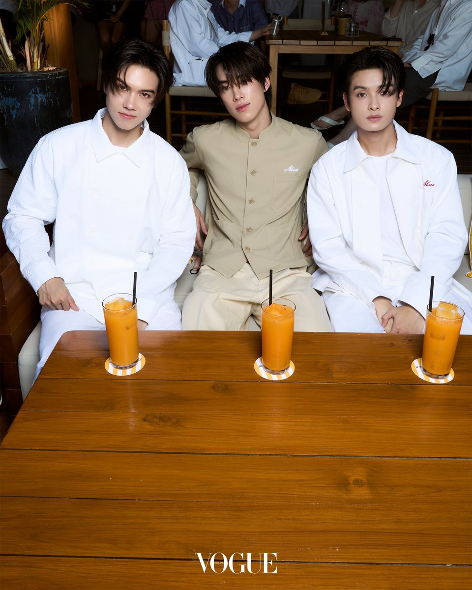 Vogue Thailand tweet media