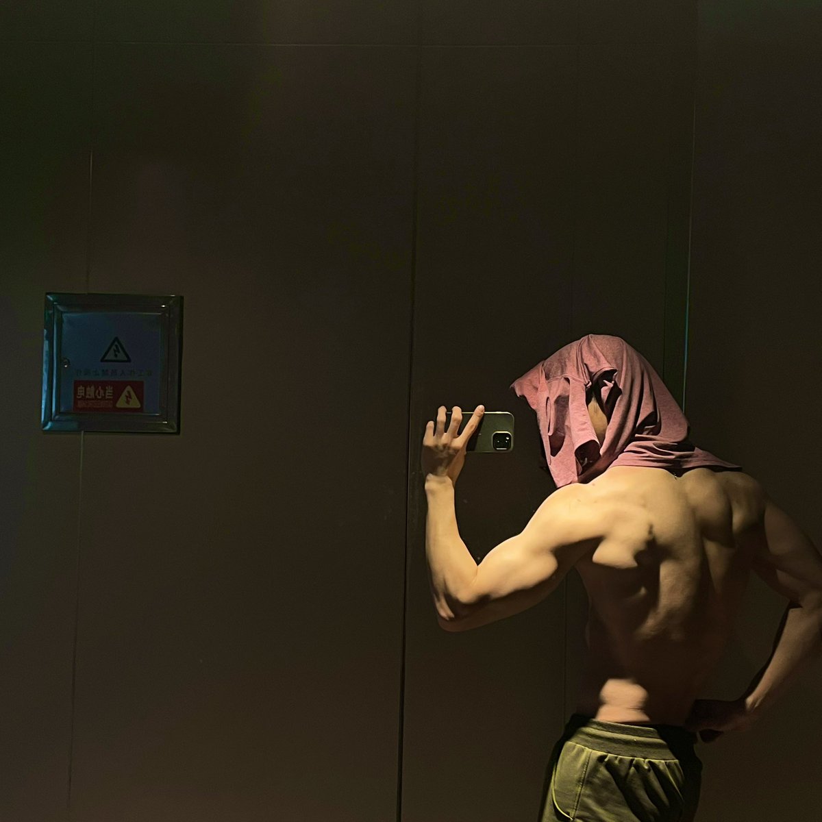 Cola6699 tweet media