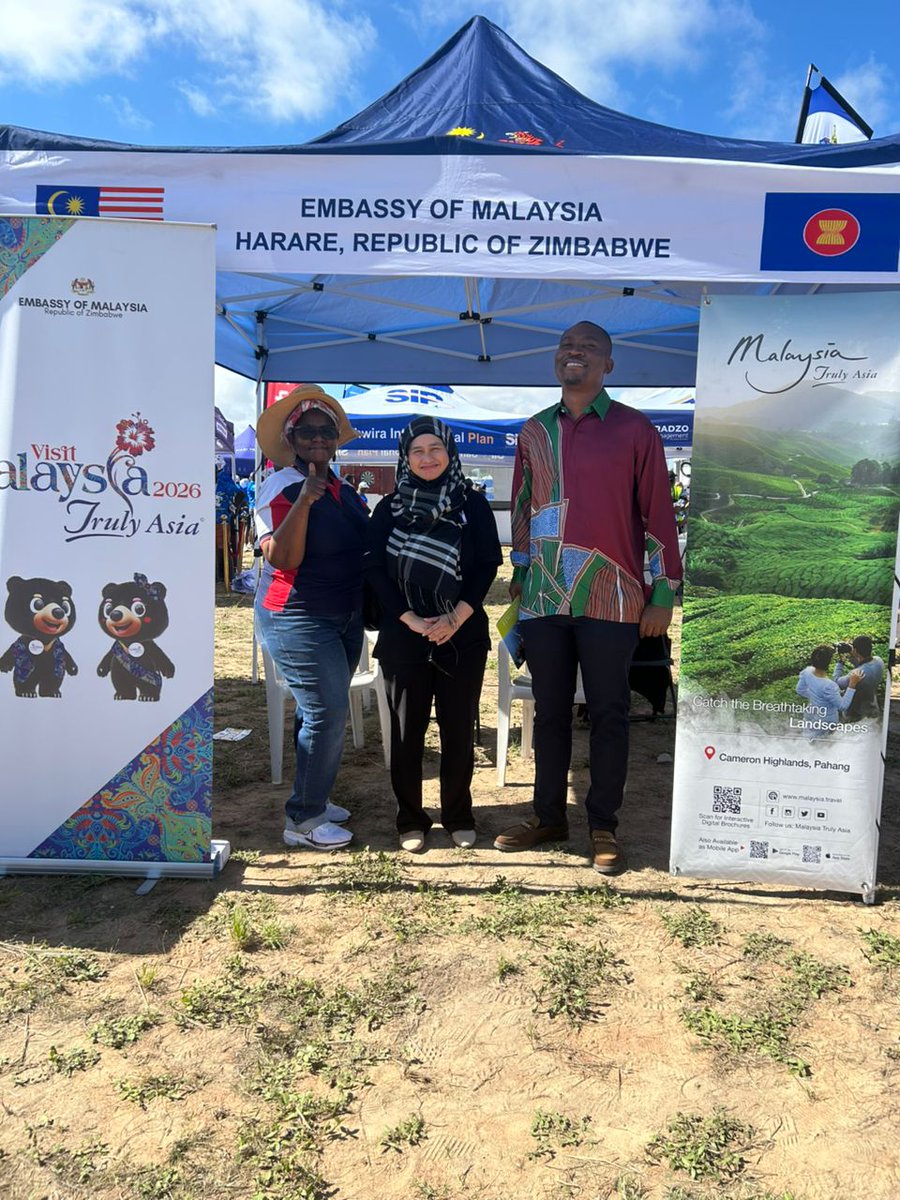MYEmbassyHarare's tweet image. On 29 March 2026, the Embassy of Malaysia participated in the Nyaradzo @25 Anniversary Run. The event provided a platform for the Embassy to engage with the local community and showcase Malaysia’s diversity. 
#VisitMalaysia2026
#PeaceAndProsperity