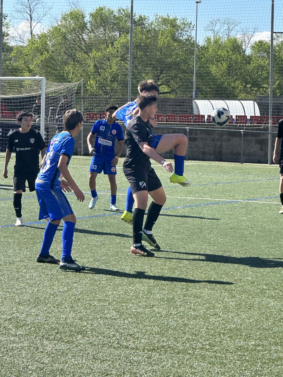AnthonyPiech's tweet photo. Match 2 - EA vs BCN Sports Academy (Brazil). Battled to the final whistle and got it done. Great team win. Momentum building https://t.co/HFRpJuB4P5