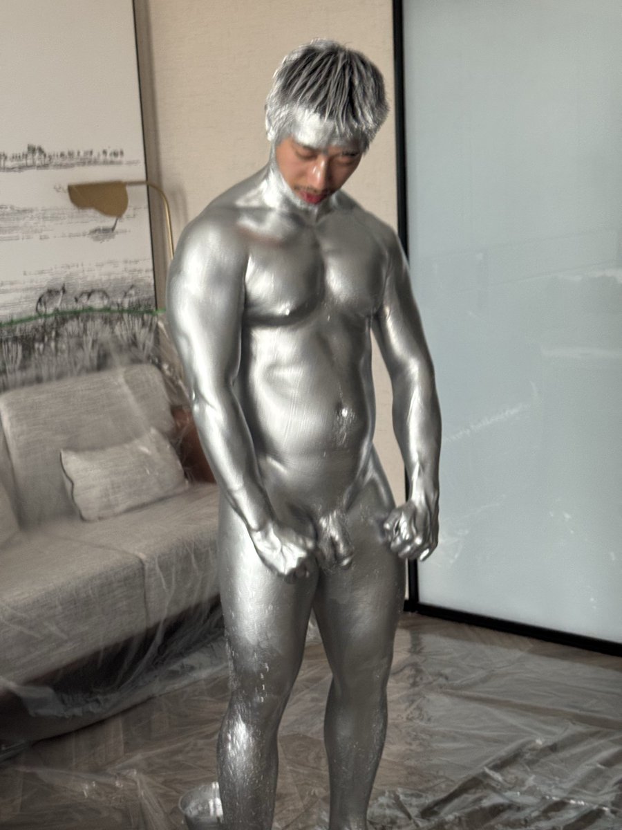 JarvisYe tweet media