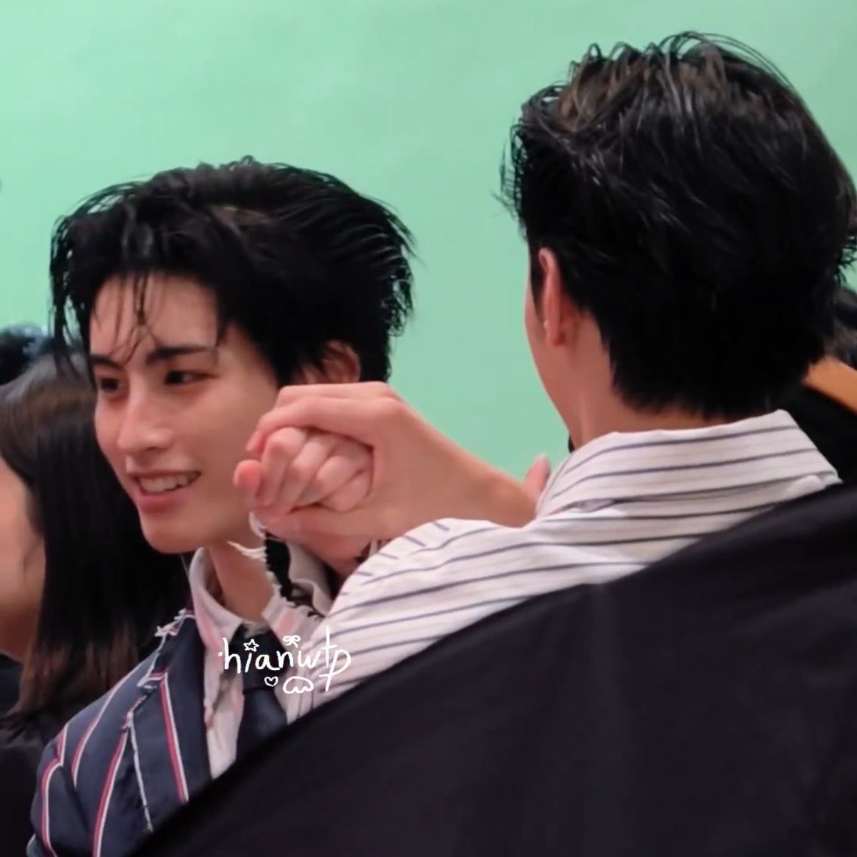 snsnblue_'s tweet photo. แม่กลายเปนลิง เจี๊ยกๆๆๆๆๆๆๆ https://t.co/ntR3V11xOM