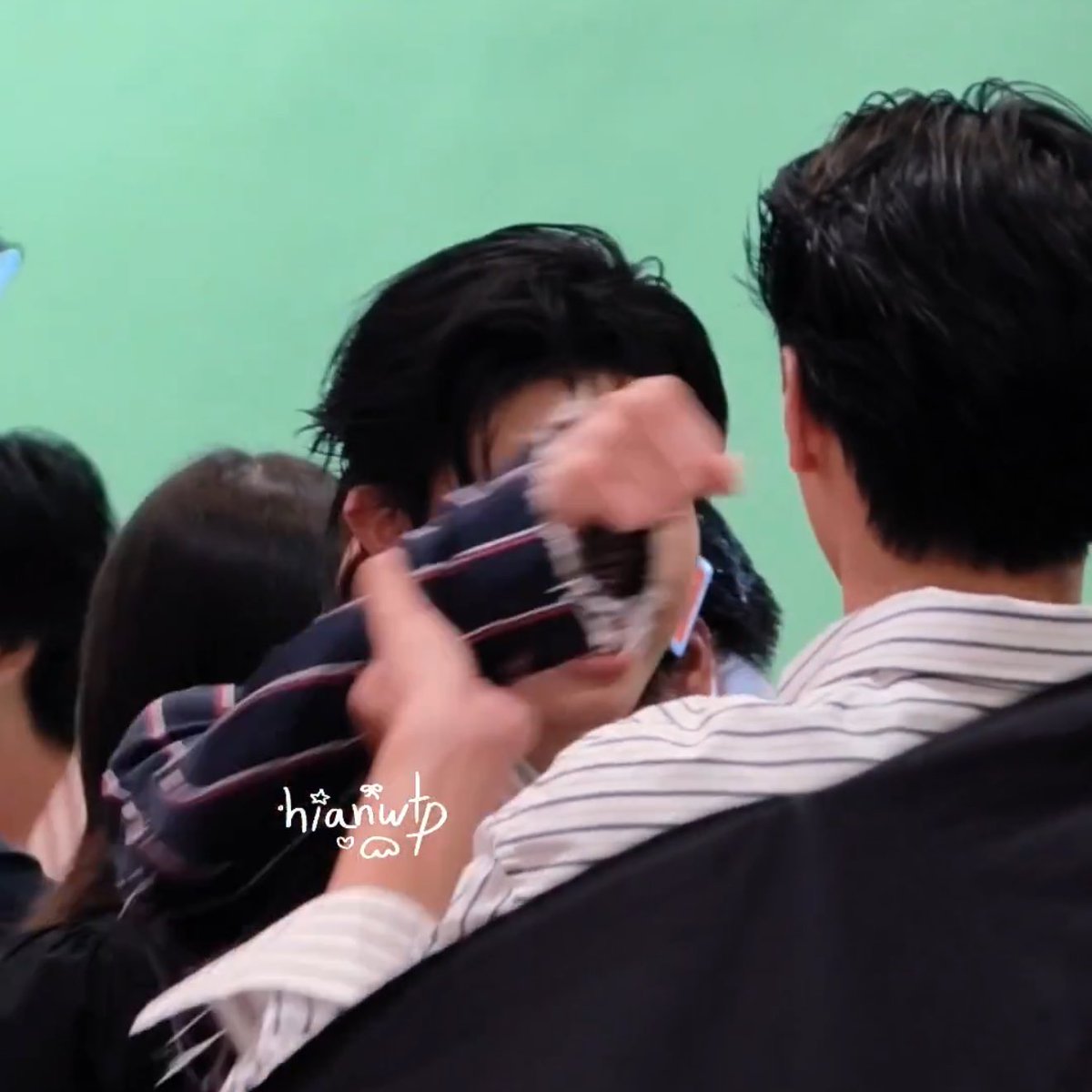 snsnblue_'s tweet photo. แม่กลายเปนลิง เจี๊ยกๆๆๆๆๆๆๆ https://t.co/ntR3V11xOM