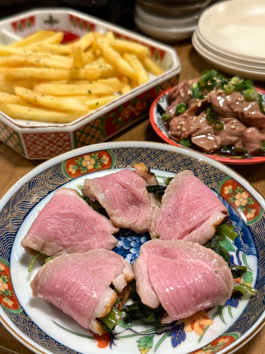 直近のクソデカ撮影案件すべて一旦終了したのでひとりお疲れ様会

お疲れ様ワイ！！！！！