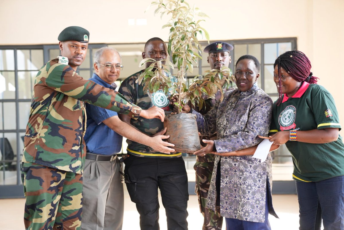 uoneducation's tweet photo. Prof. M. Jesang Hutchinson. Today, every seedling planted is a step toward a more resilient and sustainable ecosystem. Let’s grow a greener tomorrow together! #ClimateActionKE @uonbi #WeAreUoN @vcuonbi https://t.co/OUN91lLMkd